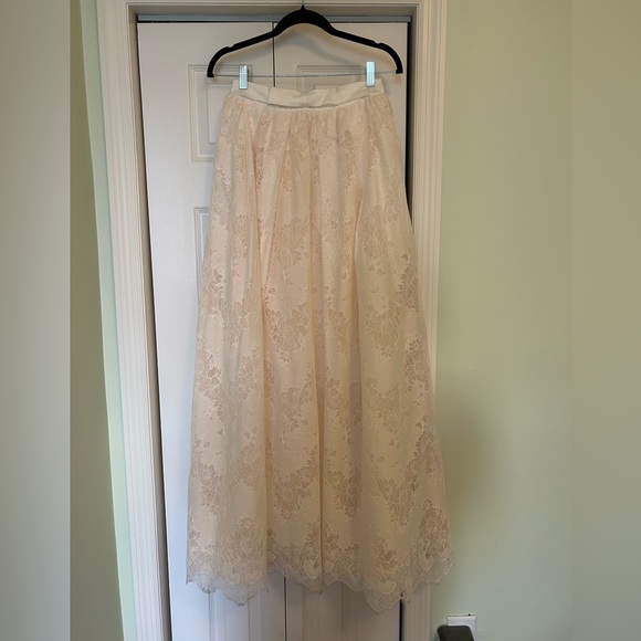 BHLDN Bella Lace Bridal Ball Skirt and Sleeveless Top - Picture 6 of 10